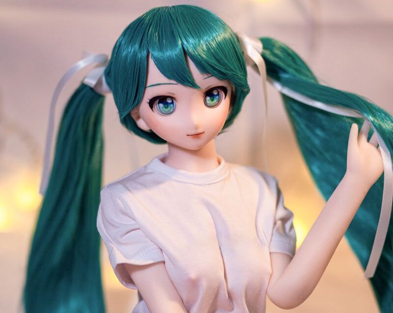 Miku Hatsune sex doll appearance, green hair